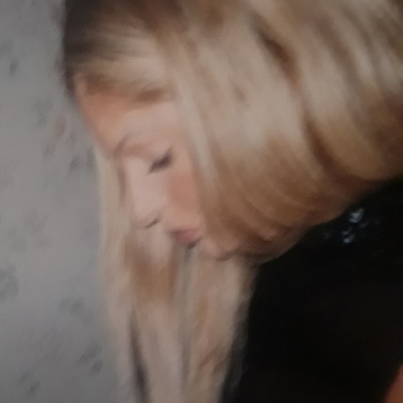 Meet your Posher, Kira - Picture 1 of 3